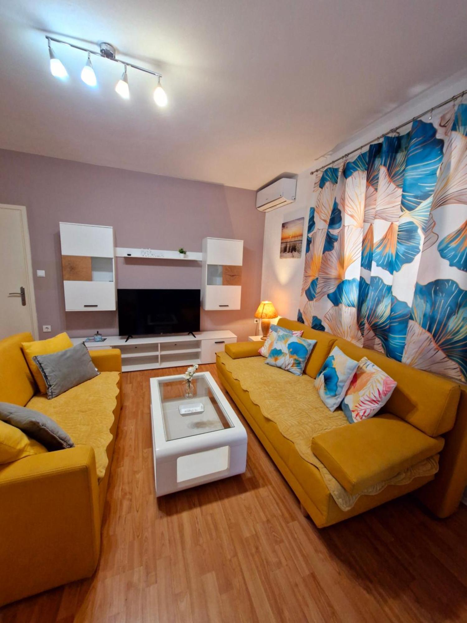 Apartment Lidija Krk Town Esterno foto